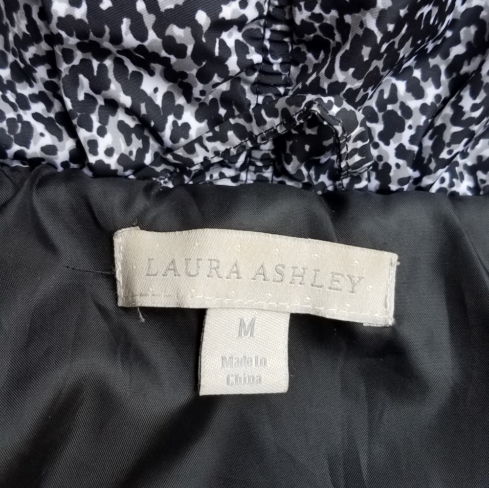 Laura Ashley vest - Picture 7 of 8